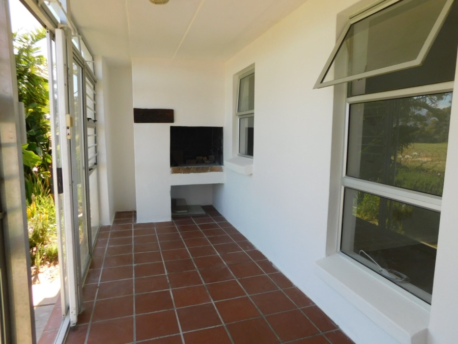 2 Bedroom Property for Sale in Mansfield Western Cape